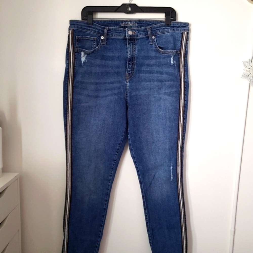 Wild Fable High Rise Skinny Jeans Womens 18 Blue Demin Trim Distressed